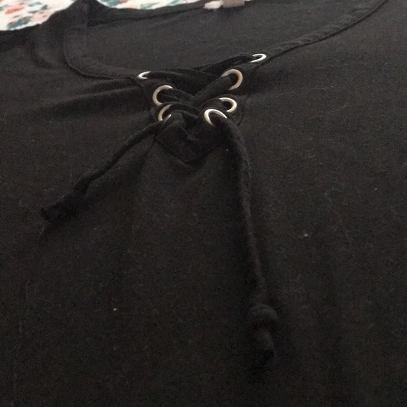 Ardene black half lace t shirt - Picture 2 of 3